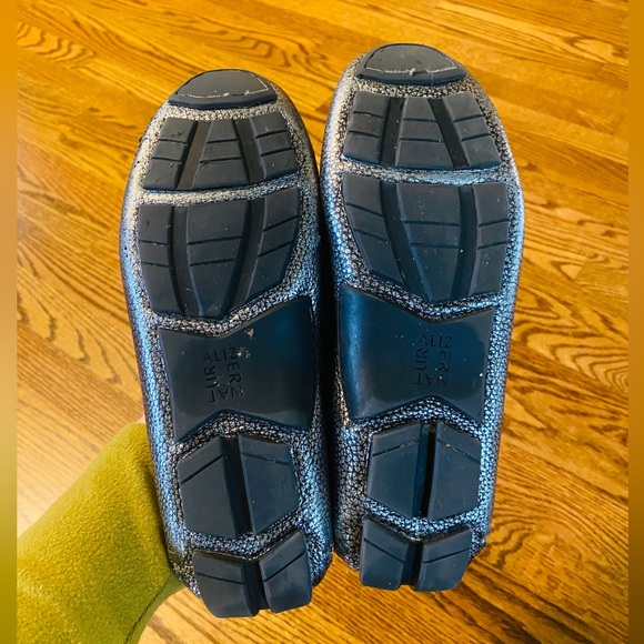 Naturalizer Silver Driving Loafers - Picture 6 of 8